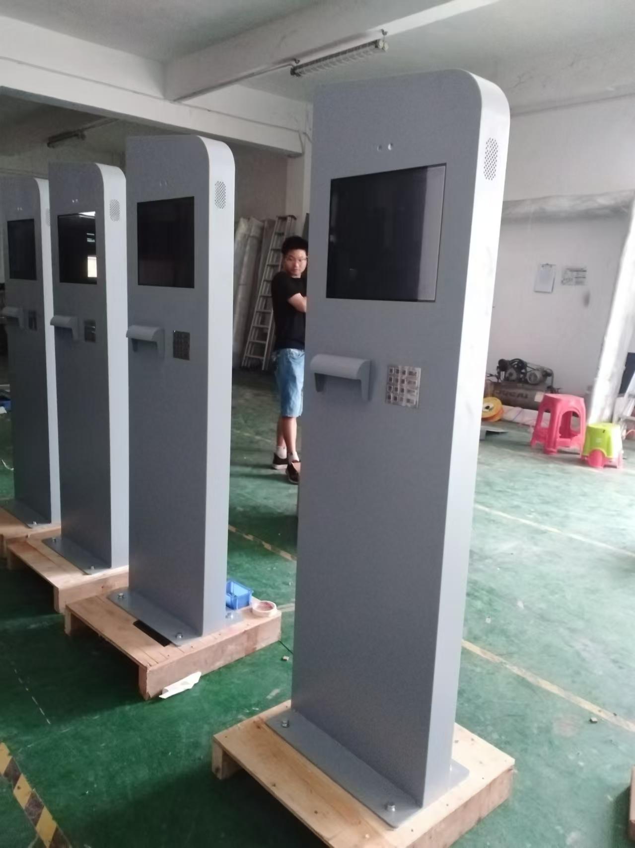 15,6 palčni zunanji kiosk 4K monitor